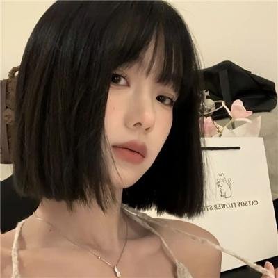 冰属性男子与酷酷女同事
